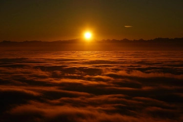 sunrise – východ slnka (ilustrácia)